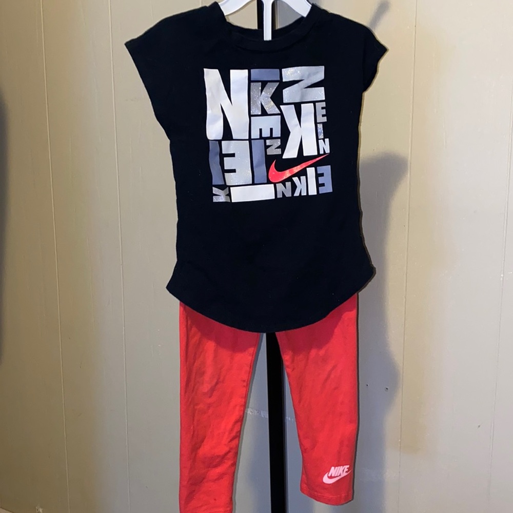 Girl Nike set size 4T